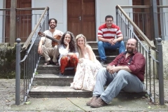 Cia-Os-Rouxinвis Cia-Os-Rouxinвis